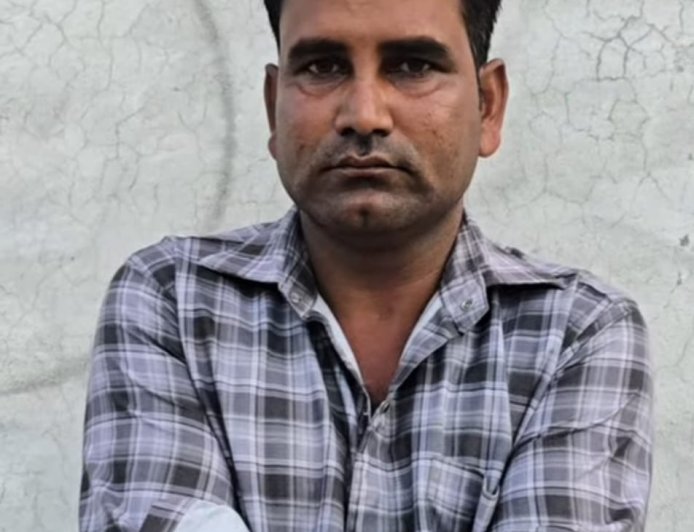 खीरी: चौकी इंचार्ज पर पांच हजार रुपये मांगने और मारपीट का आरोप, पीड़ित ने एसपी व सीएम पोर्टल पर की शिकायत