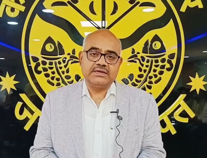 कौन हैं IAS जितेंद्र प्रताप सिंह? CMO विवाद से हाईकोर्ट तक, इन मामलों से रहे चर्चा में, अब कानपुर से हुआ तबादला