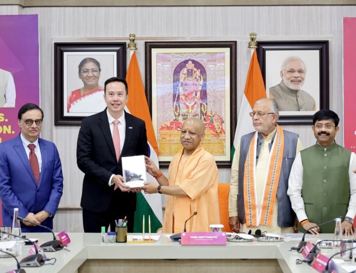 सिंगापुर के निवेशकों को यूपी में बड़े निवेश का न्योता, जेवर में ‘सिंगापुर सिटी’ और हाईटेक टाउनशिप का प्रस्ताव